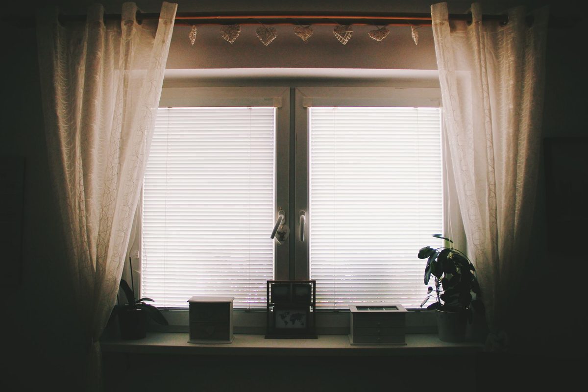 10 Best Curtain Shopify Stores (2026)
