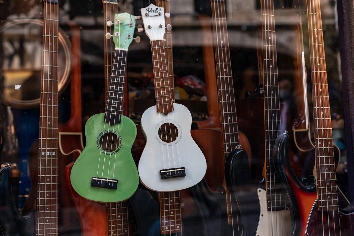 10 Best Musical Instruments & Accessories Shopify Stores (2026)