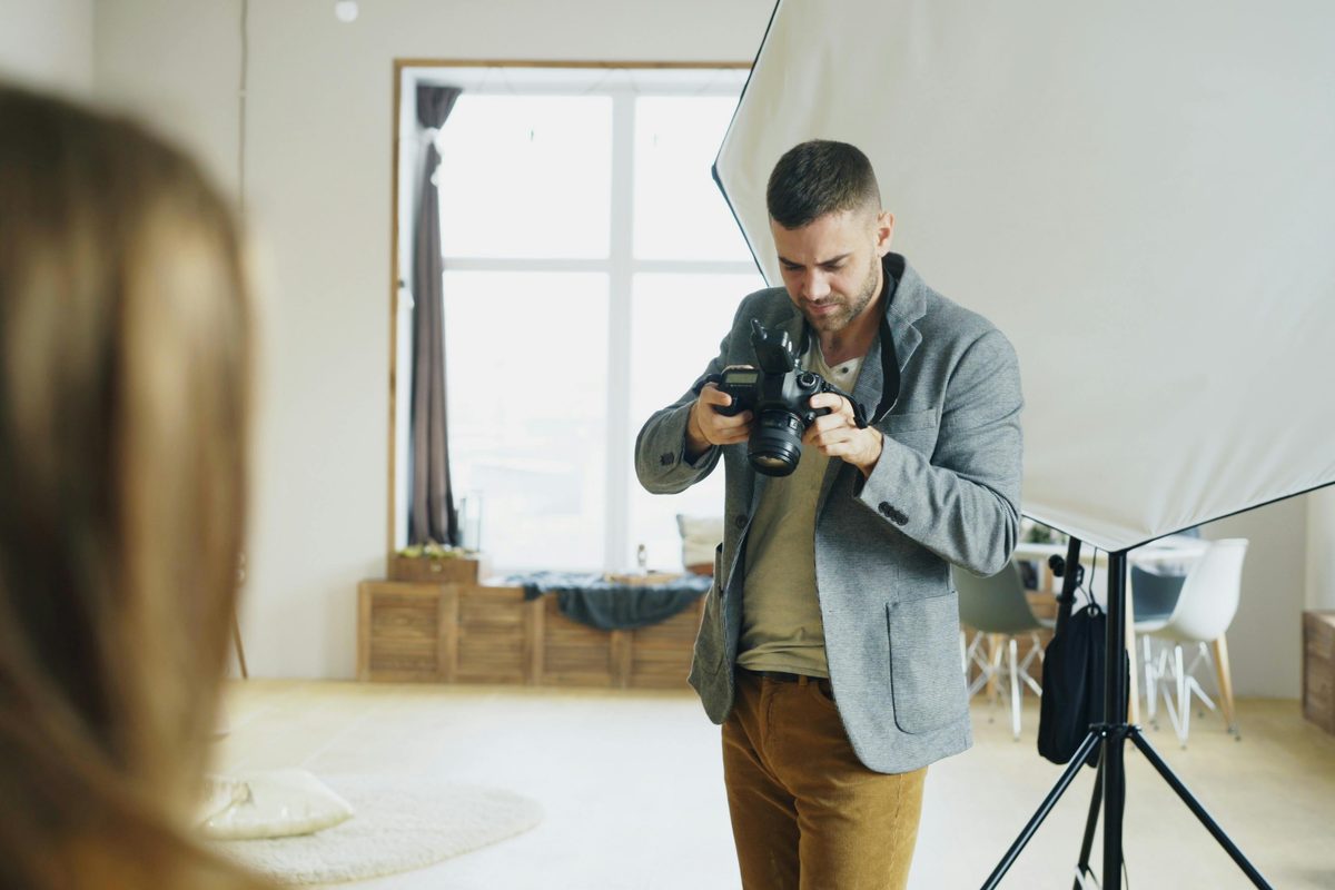 10 Best Photography Accessories Shopify Stores (2026)