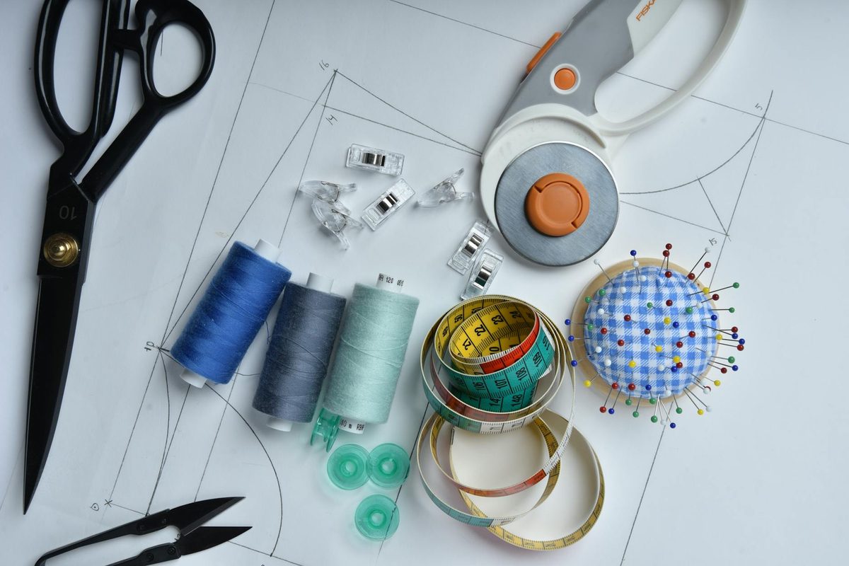 10 Best Sewing & Fabric Shopify Stores (2026)