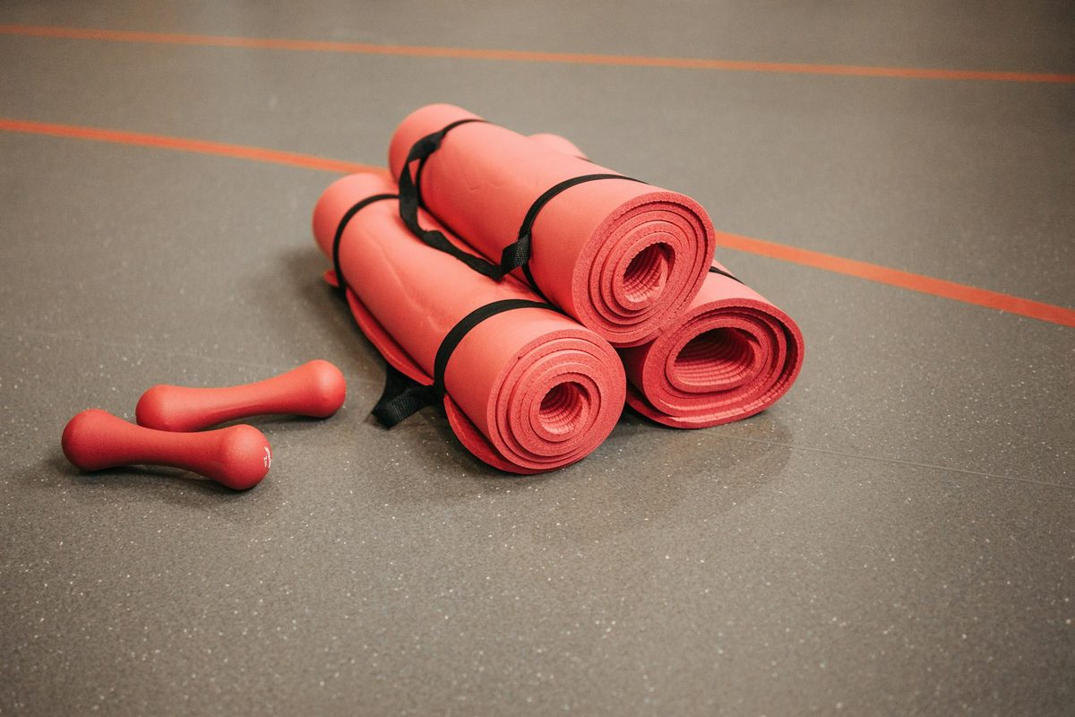 10 Best Yoga Accessories Shopify Stores (2026)