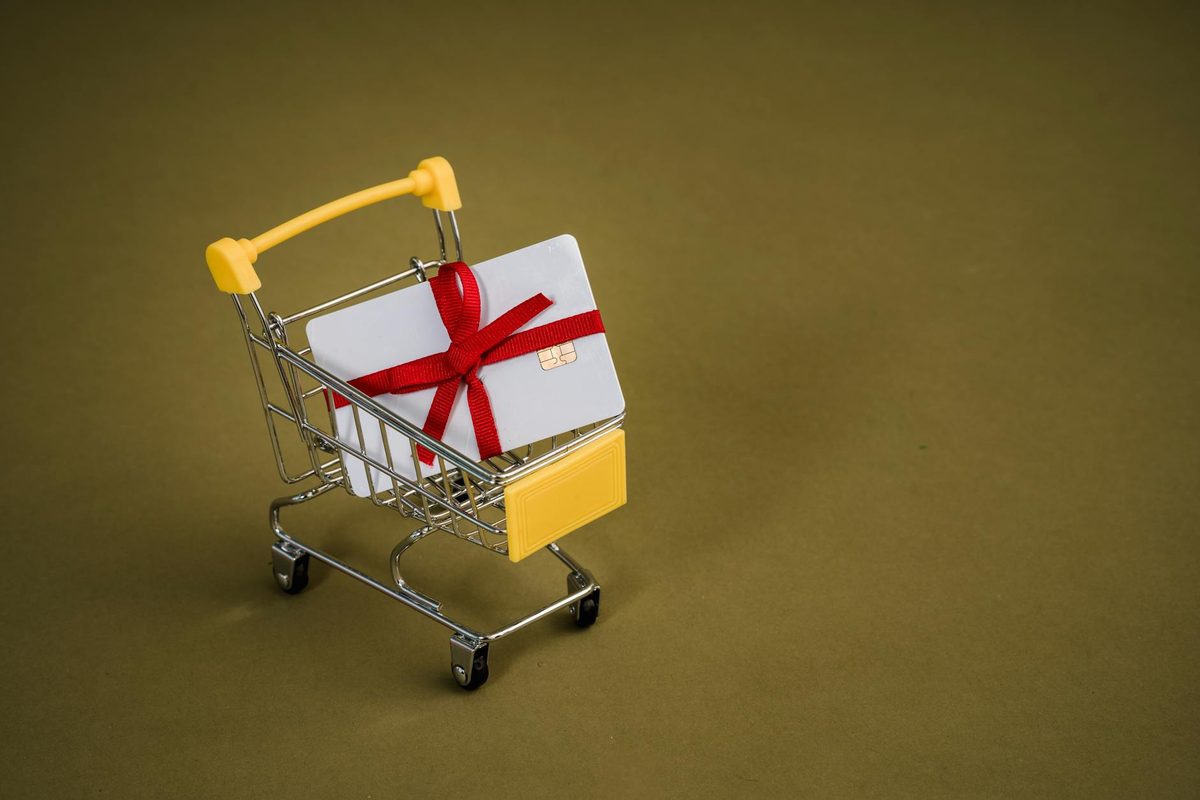 Shopify Gift Cards: Setup and Revenue
